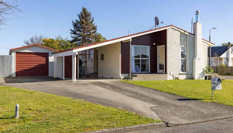 2 Leeds Place, Solway