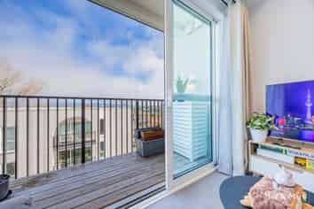 410/1817A Great North Road, Avondale