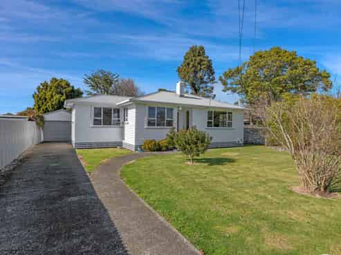 8 Douglas Street, Hawera