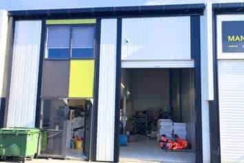 MODERN INDUSTRIAL UNIT - PRIME LOCATION
