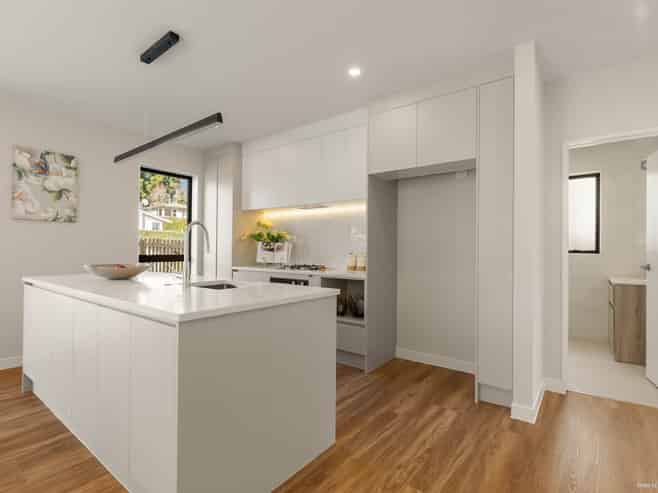 46  Eskdale Road, Birkdale