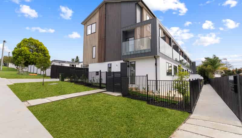 1/10 Fairclough Road, Beach Haven
