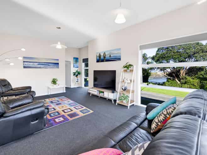 22 Halse Place, Opunake