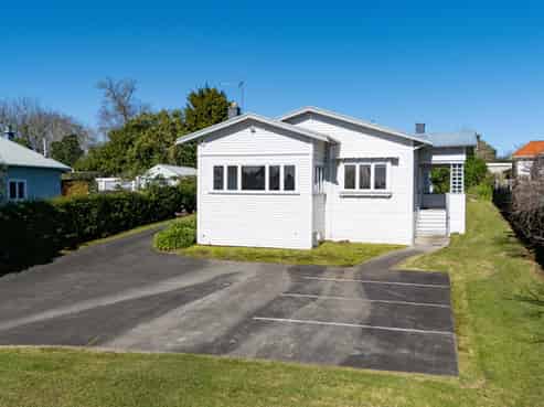 16 Boundary Road, Claudelands