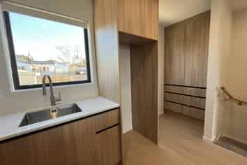 6/10 Fairclough Road, Beach Haven