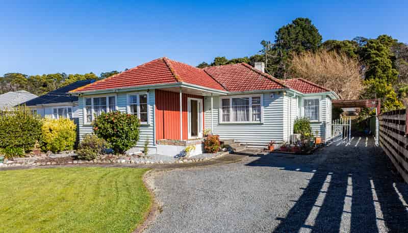 38 Dover Road, Wainuiomata