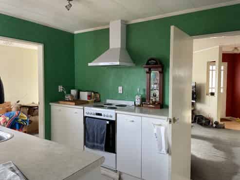 6 Maraval Crescent, Grenada Village