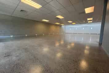STANDALONE KINGSLAND WAREHOUSE OFFICE
