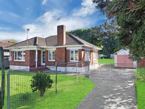 12 New Brighton Road, Mount Wellington