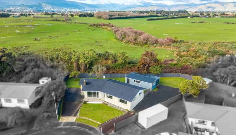 26 Mountainview Terrace, OTAKI BEACH