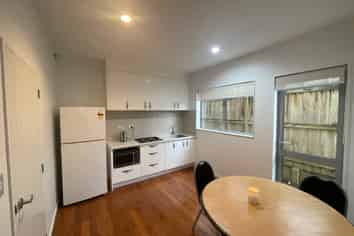 5 Beltany Drive, Flat Bush
