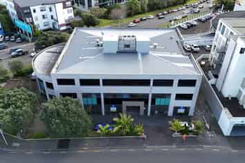 Prime Kingsland Commercial Space for Lease