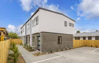 14D Durham Street, Te Atatu Peninsula