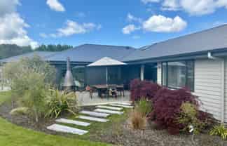 3 Karaka Place, Kinloch