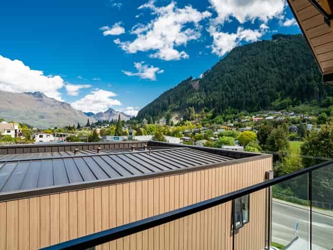 Unit 2, The Alex Apartments, 135 Hallenstein Street, Queenstown