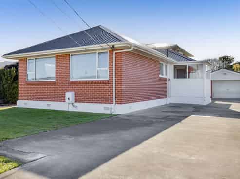 16 Reid Avenue, Hawera