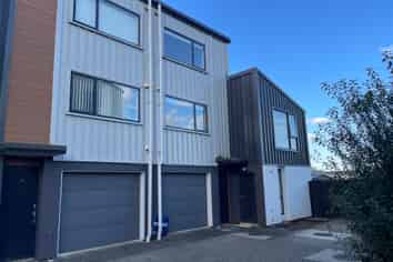 37 Marumaru Lane, Manurewa