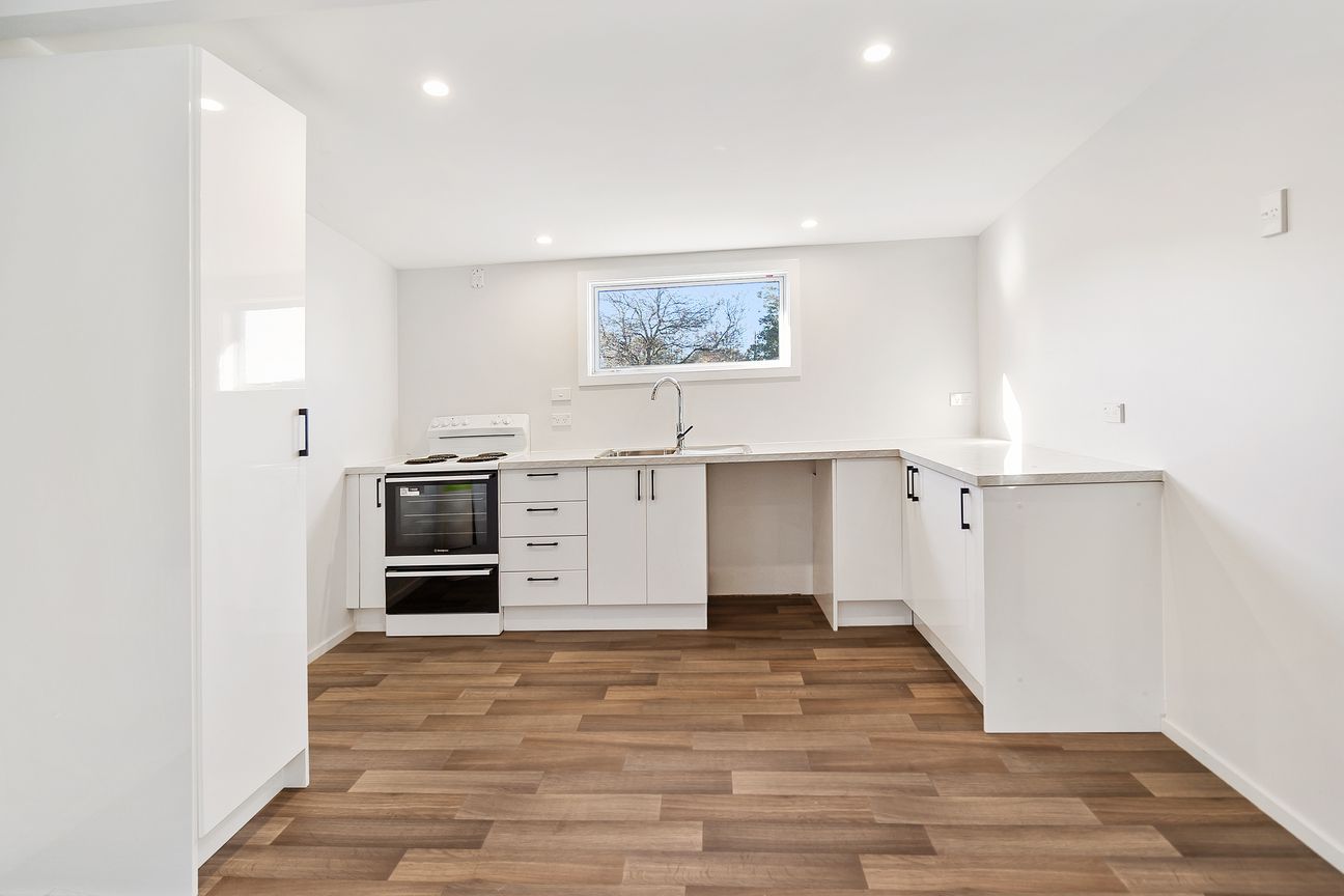 Restored, Refined and Ready to Impress - 2 homes - Aanzicht 2