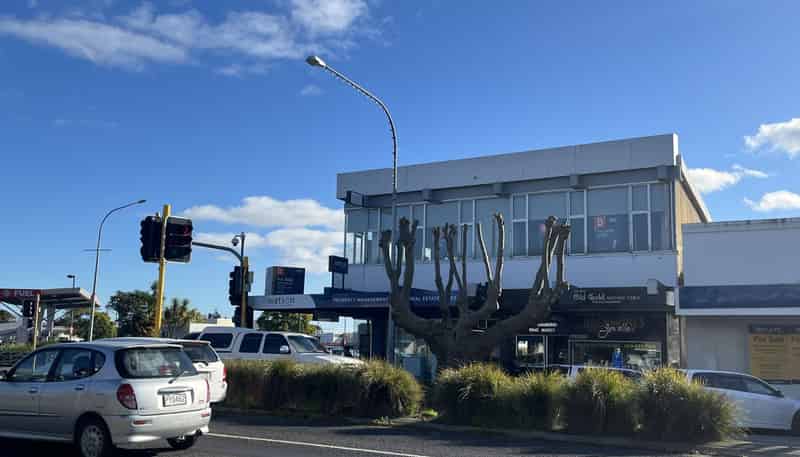 167-169 Oxford Street, Levin
