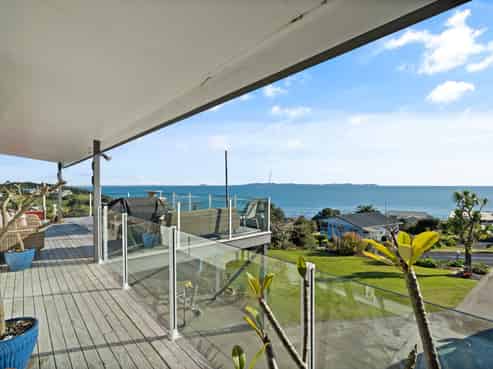 43 Seaview Road, Cable Bay