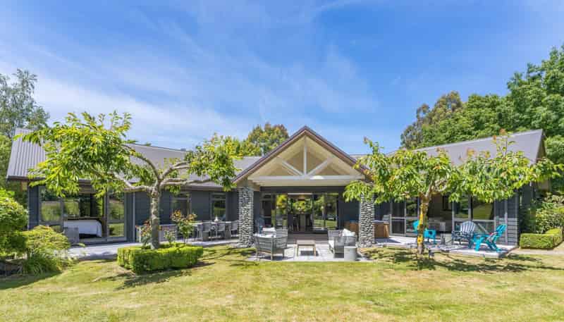 208 Mapara Road, Acacia Bay