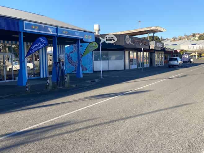 Prime Ahuriri retail with workshop