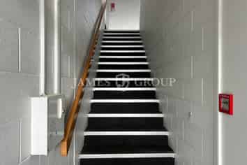 TIDY 65M² ST HEILERS OFFICE WITH MEETING ROOM