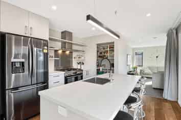 64 Quinn Crescent Woodend, Woodend