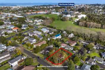 10 Paruru Avenue, Northcote