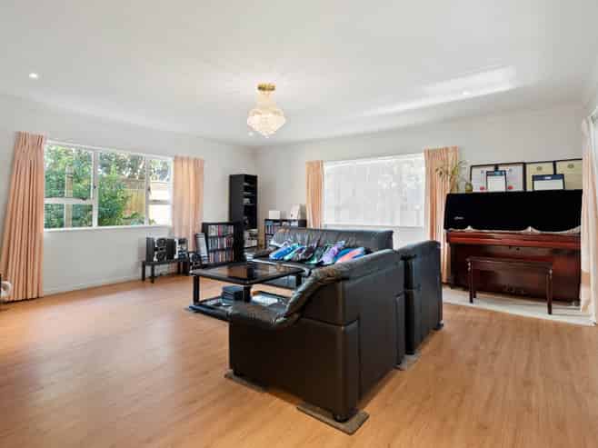 31A Arcadia Road, Epsom