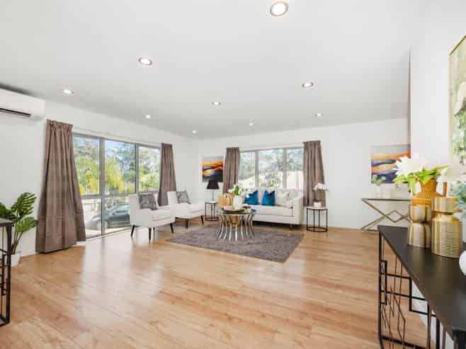 98 Tiriwa Drive, Massey