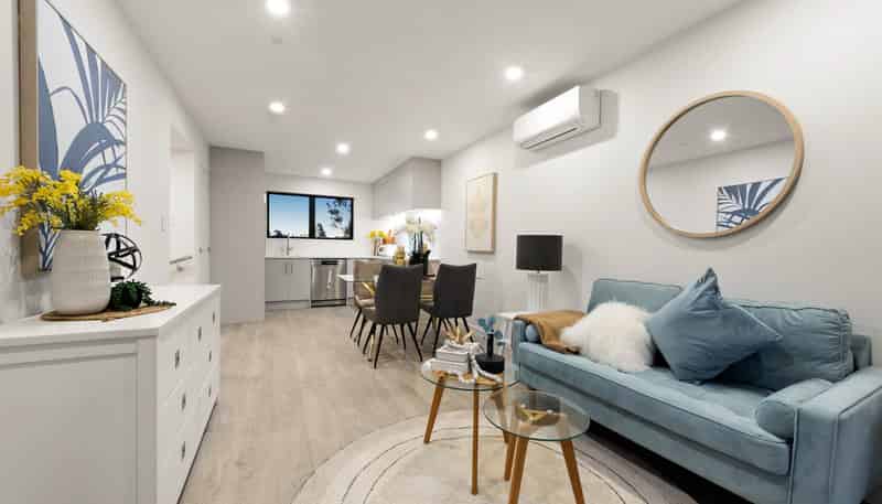2/13 Crosby Road, West Harbour