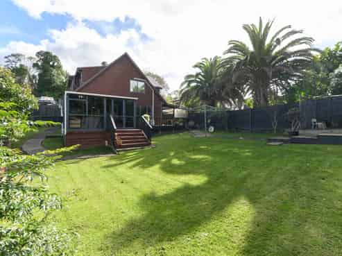 18B  Shetland Street, Glen Eden