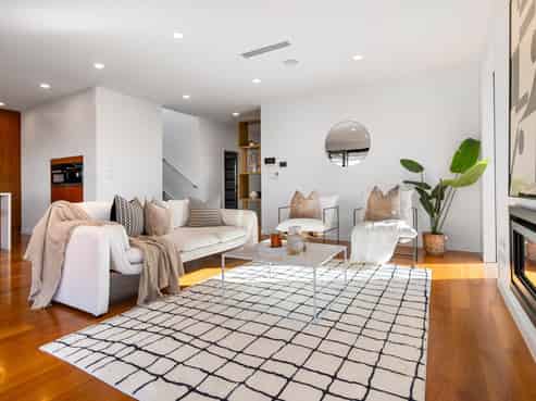 24 Bearing Parade, Long Bay
