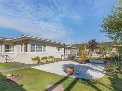 2/195 Songer Street, Stoke