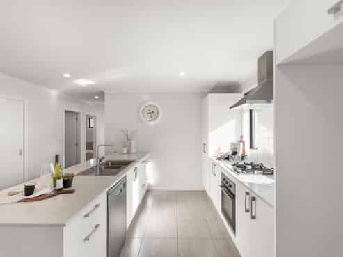 62 Benjamin Avenue, Rototuna North