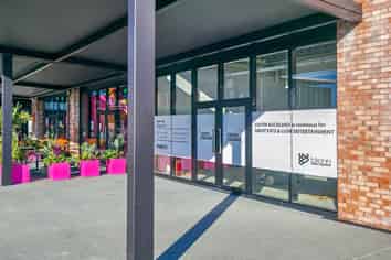 PREMIUM RESTAURANT OPPORTUNITY

