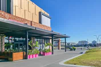 PREMIUM RESTAURANT OPPORTUNITY
