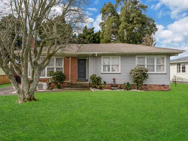 48 Sutton Crescent, Papakura