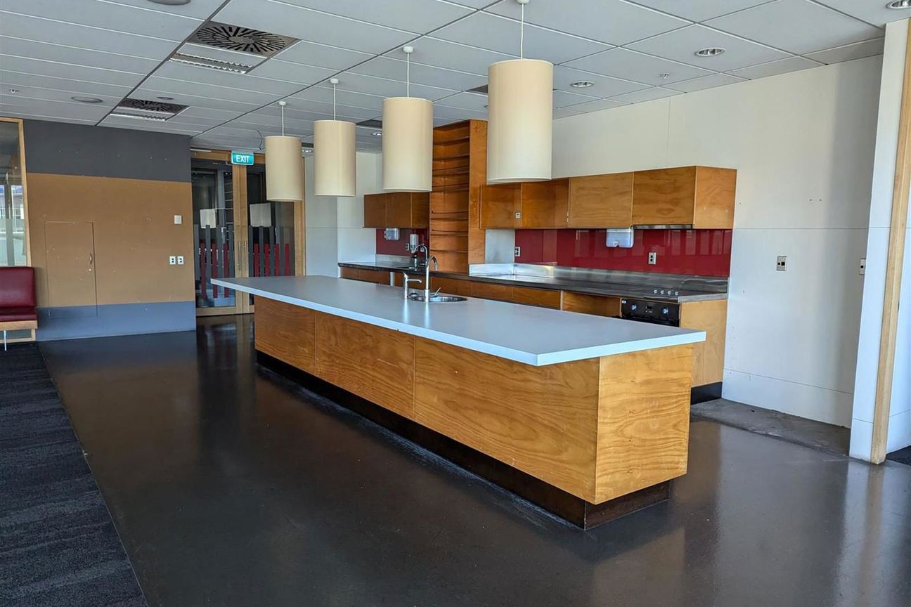 Efficient CBD Office – 1,095sqm on Victoria Street - Mehr