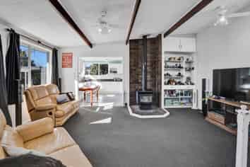 6 Kowhai Street, Inglewood