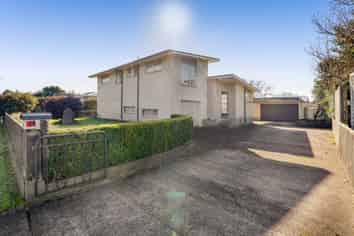 6 Kowhai Street, Inglewood