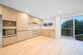 26D Trojan Crescent, New Lynn