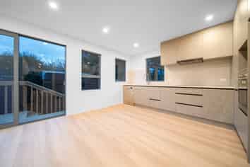 26E Trojan Crescent, New Lynn