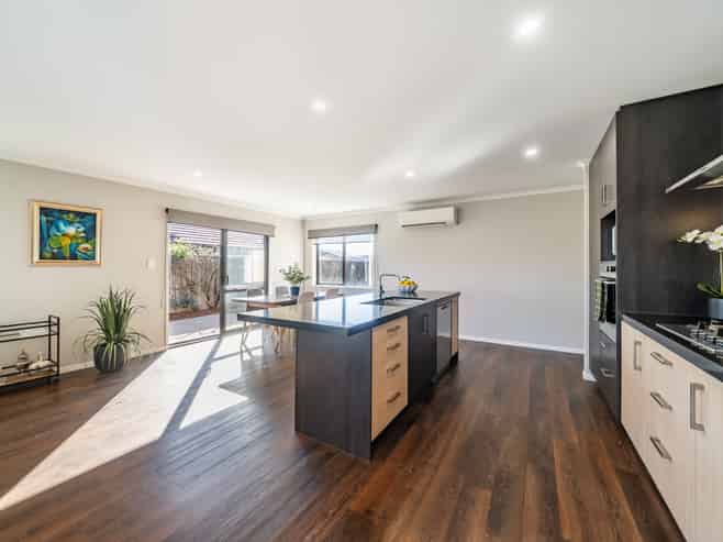 16 Te Punga Road, Wallaceville