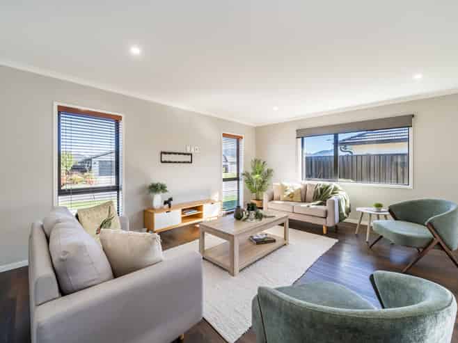 16 Te Punga Road, Wallaceville