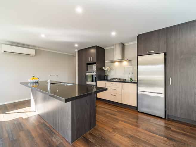 16 Te Punga Road, Wallaceville