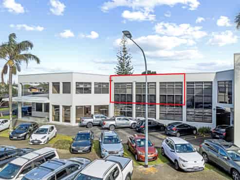 Affordable Commercial Investment in Central Orewa