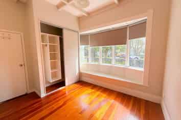 1/29 Kings Road, Three Kings