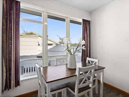 1/64 Riverbend Road, Onekawa